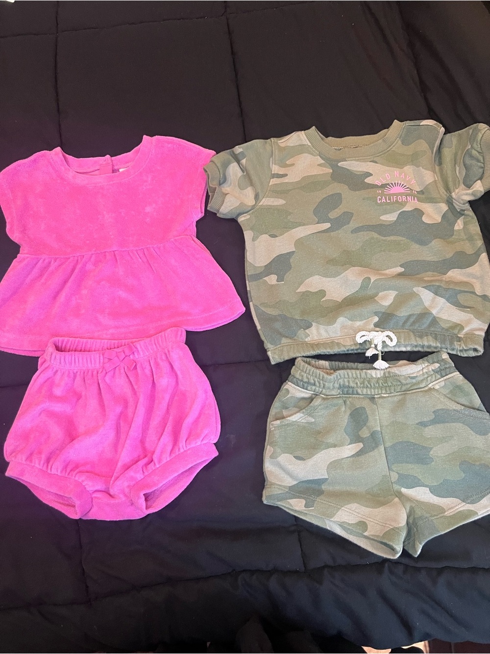 Bundle (2) Toddler Girls Matching Sets Gap Hot Pink & Old Navy Olive Camo Sets